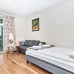 Apartamento Exclusive Marina By Renters *
