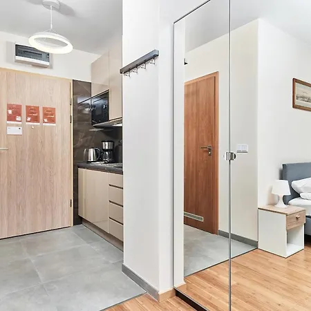 Exclusive Marina By Renters Apartment