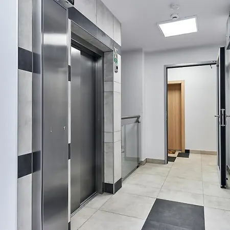 Exclusive Marina By Renters Wroclaw